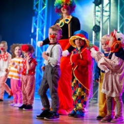 U-Dance